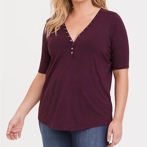 NWT Torrid Super Soft Snap V Neck Tee SZ 2